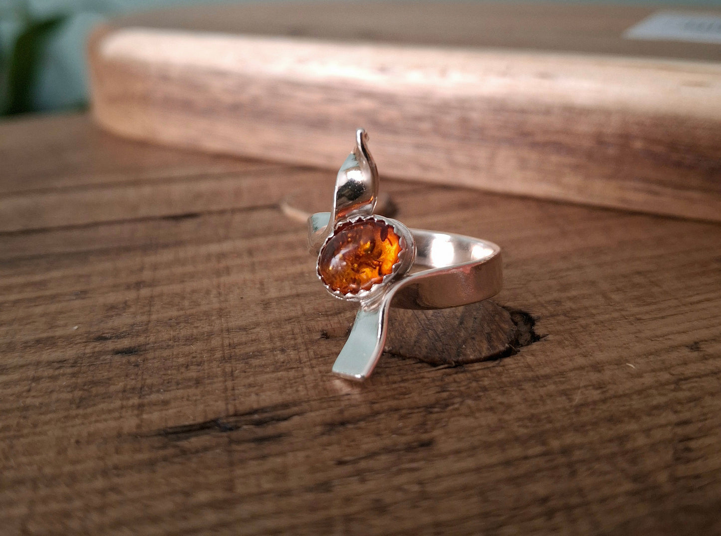 Wavy Silver Ring with Amber, UK size P½