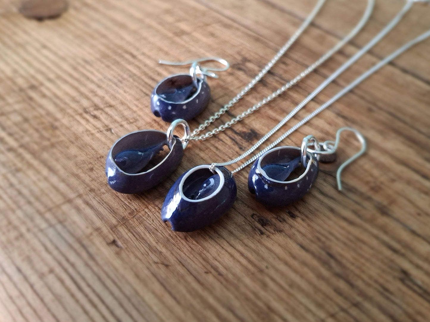 Cowrie Shell Silver Necklace - Dark Blue