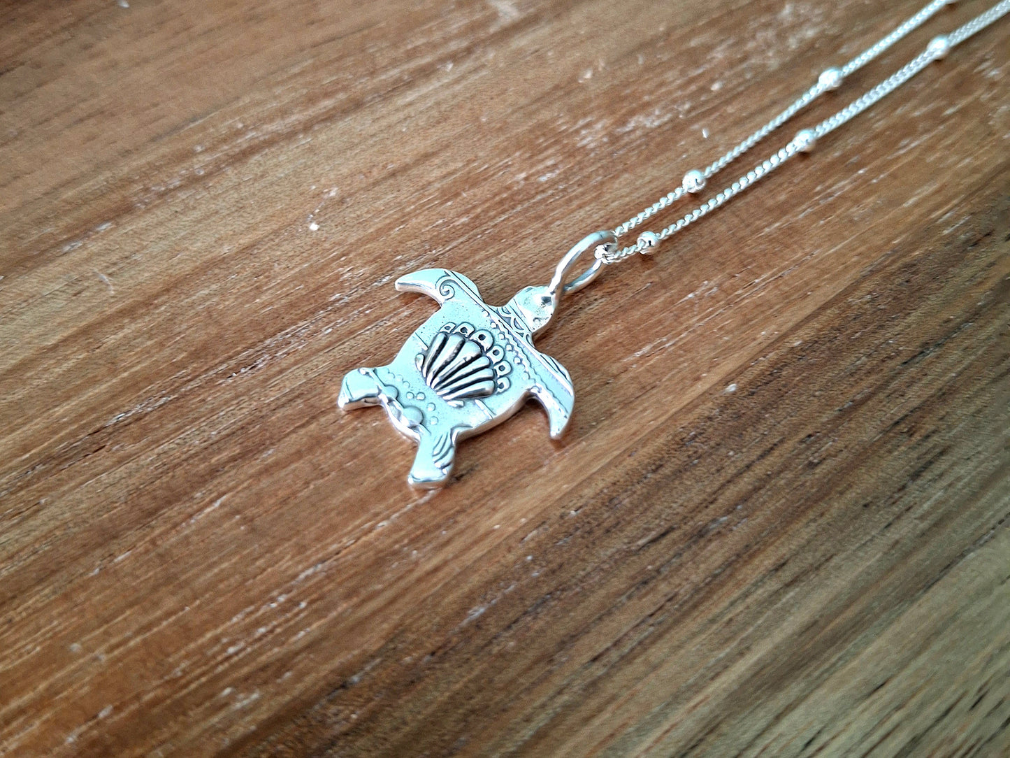 Silver Turtle Charm Necklace with Shell Pattern