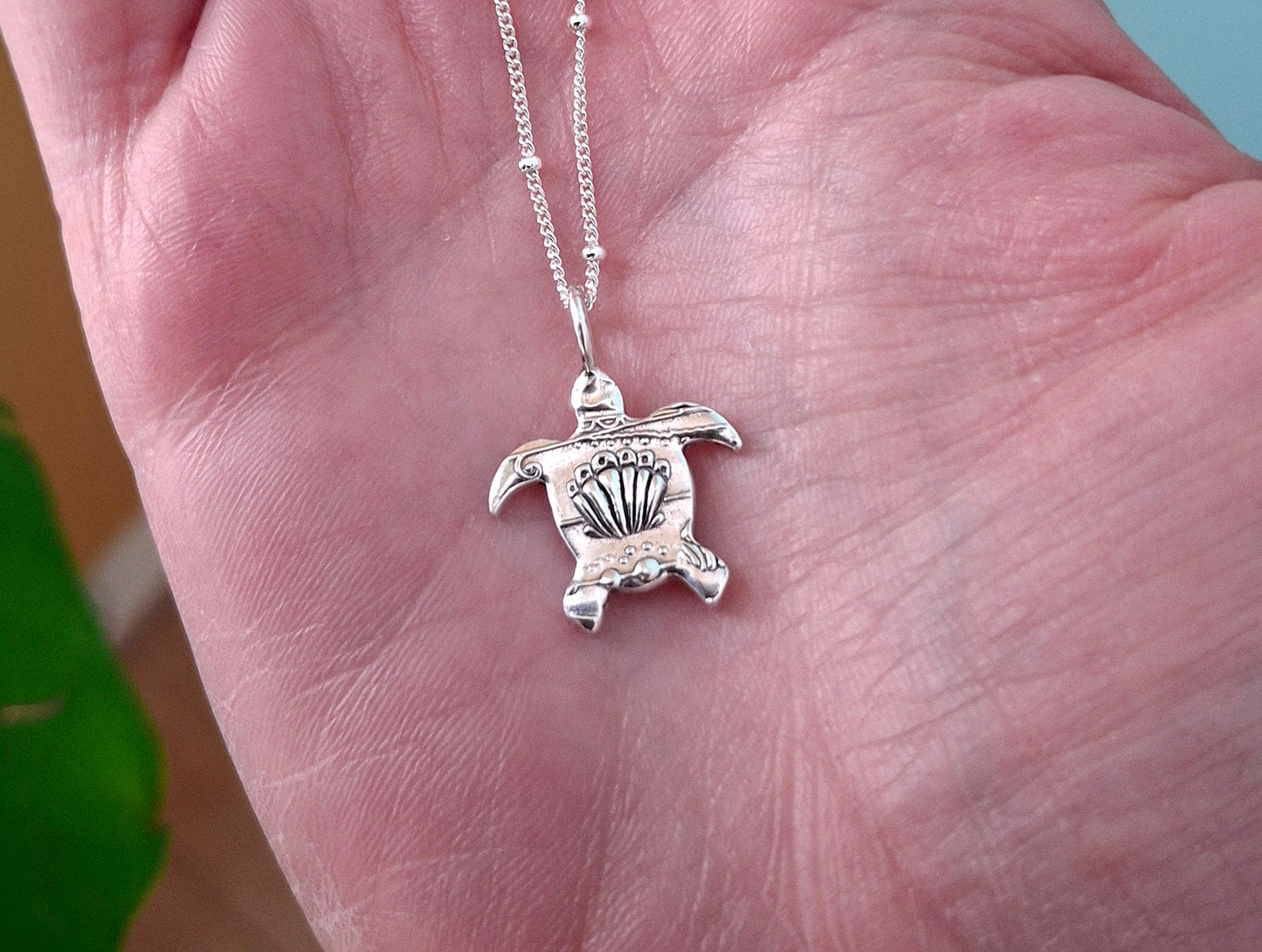 Silver Turtle Charm Necklace with Shell Pattern