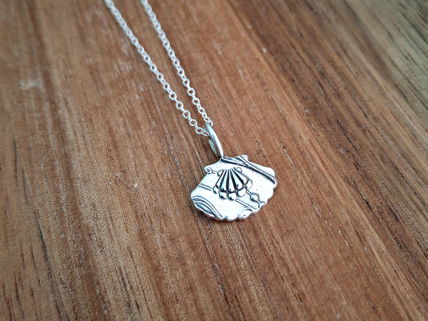 Silver Scallop Shell Charm Necklace with Shell Pattern