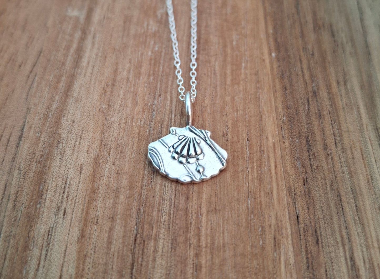 Silver Scallop Shell Charm Necklace with Shell Pattern