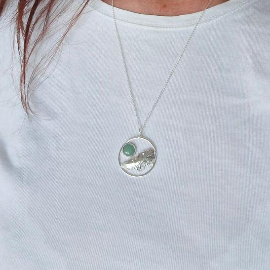 Real Oak Leaf Circle Pendant with Aventurine - Silver Necklace