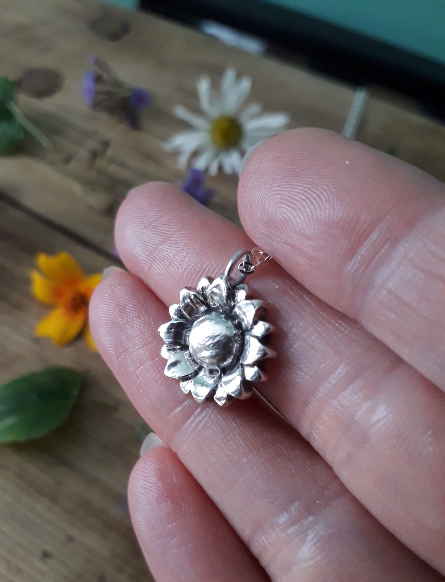 Summer Sunflower Flower No.3 Silver Necklace - Irmy Creations