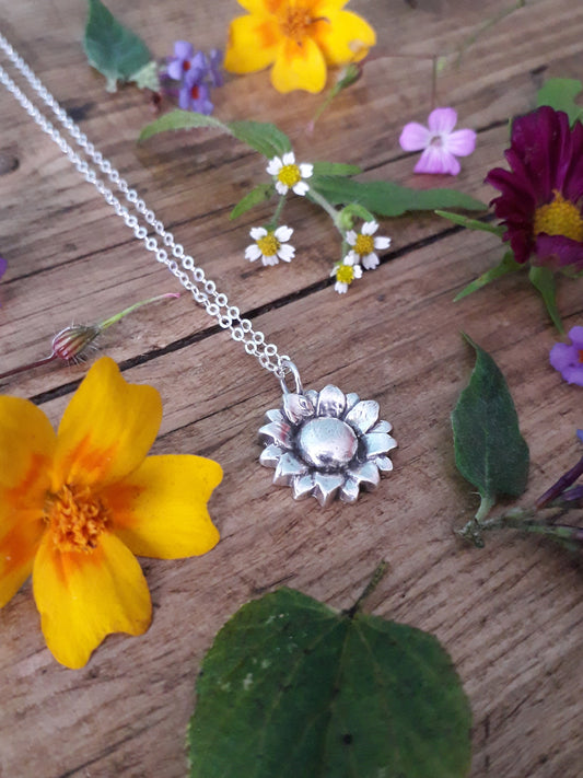 Summer Sunflower Flower No.3 Silver Necklace - Irmy Creations