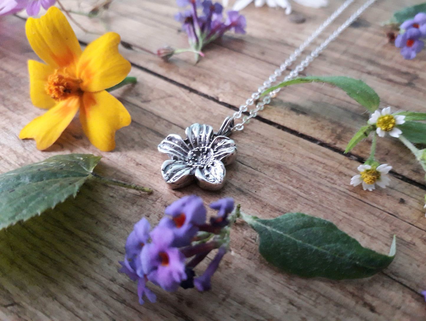 Summer Flower 1 Silver Necklace - Irmy Creations