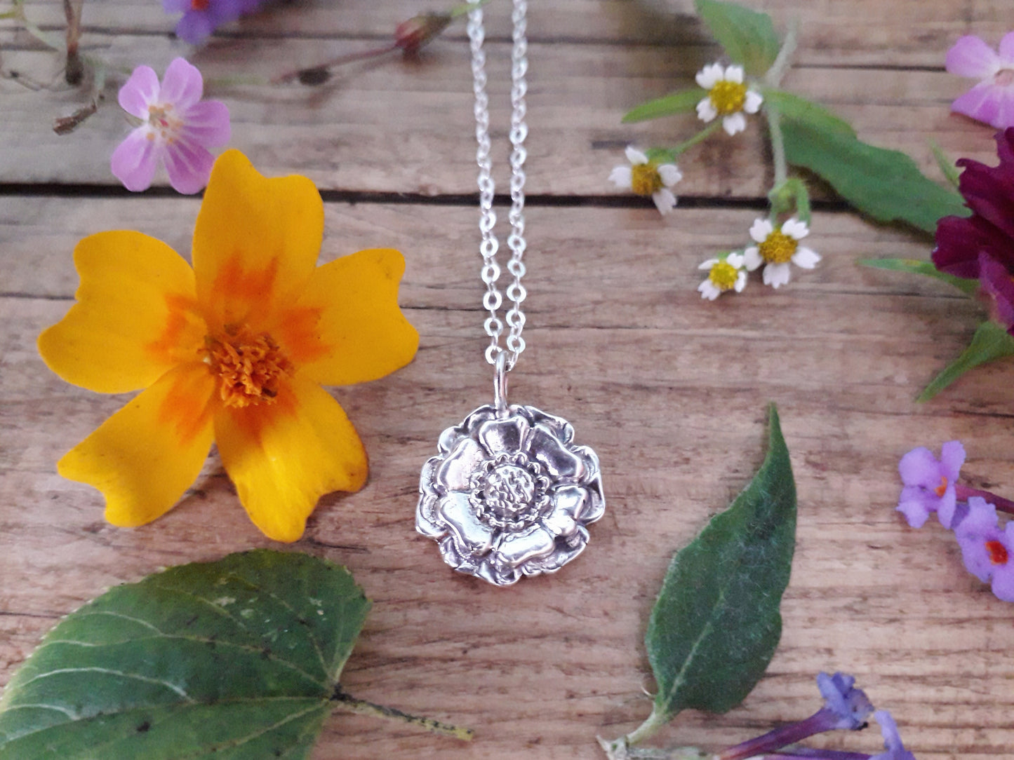 Summer Flower 4 Silver Necklace - Irmy Creations