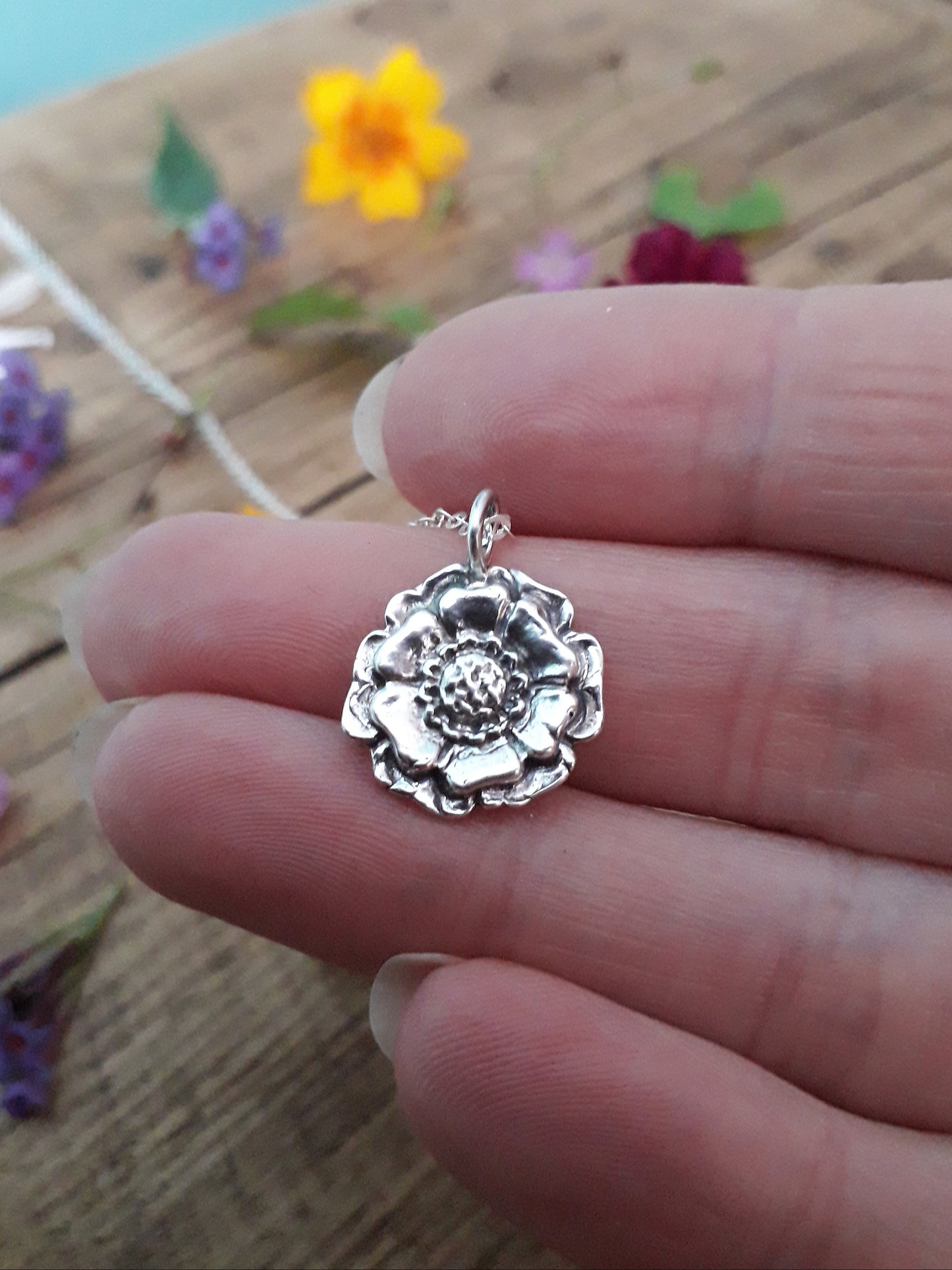 Summer Flower 4 Silver Necklace - Irmy Creations