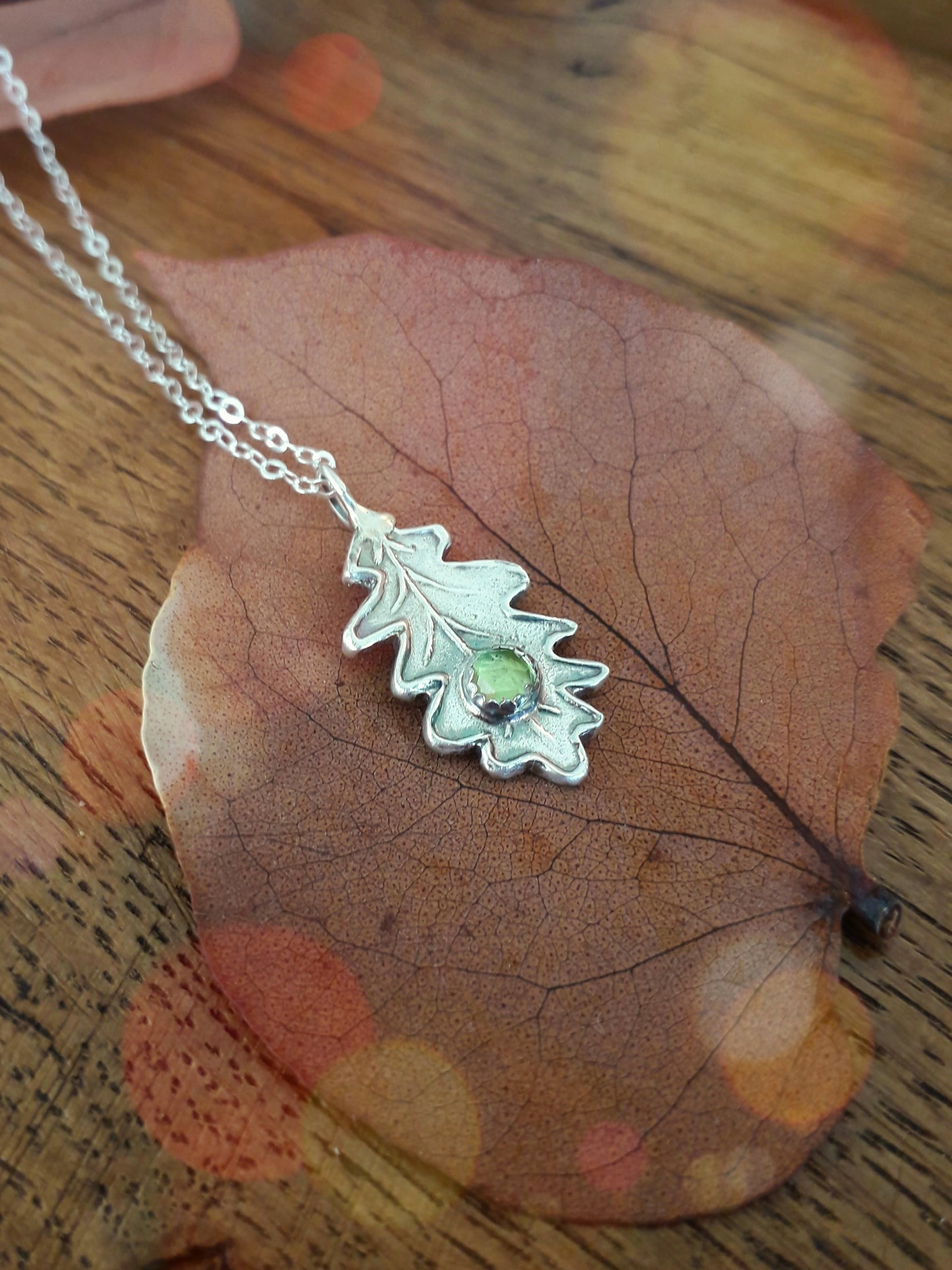 Oak Leaf Peridot Necklace woodland - Irmy Creations