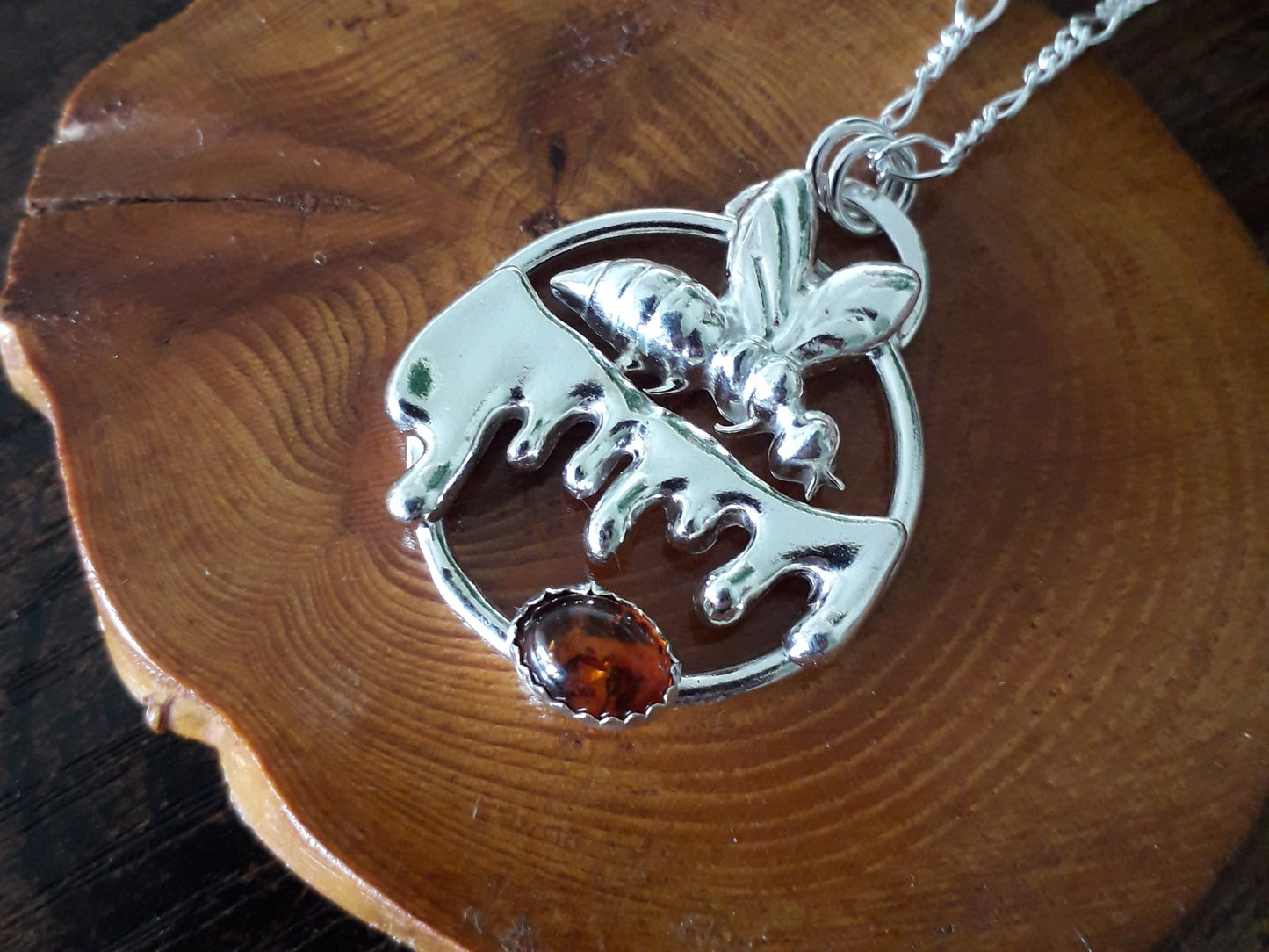 Runny Honey Bee - Silver Amber Necklace