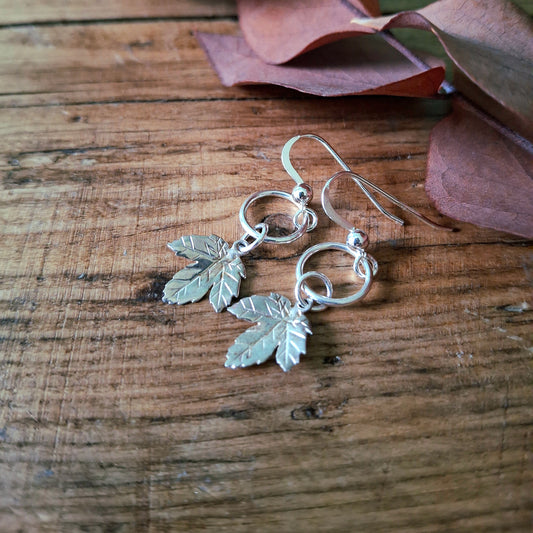 Elegant Sycamore Leaves - Silver Earrings