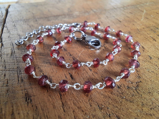 Silver Anklet with Garnet Gemstones
