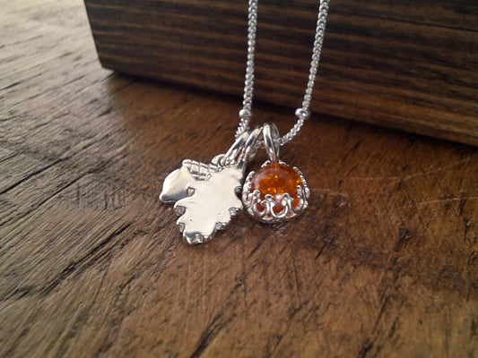 Small Oak Leaf, Acorn & Amber Silver Necklace 2