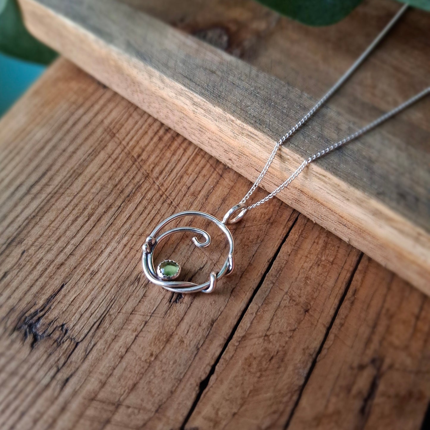 Handmade Silver Vine Necklace with Peridot