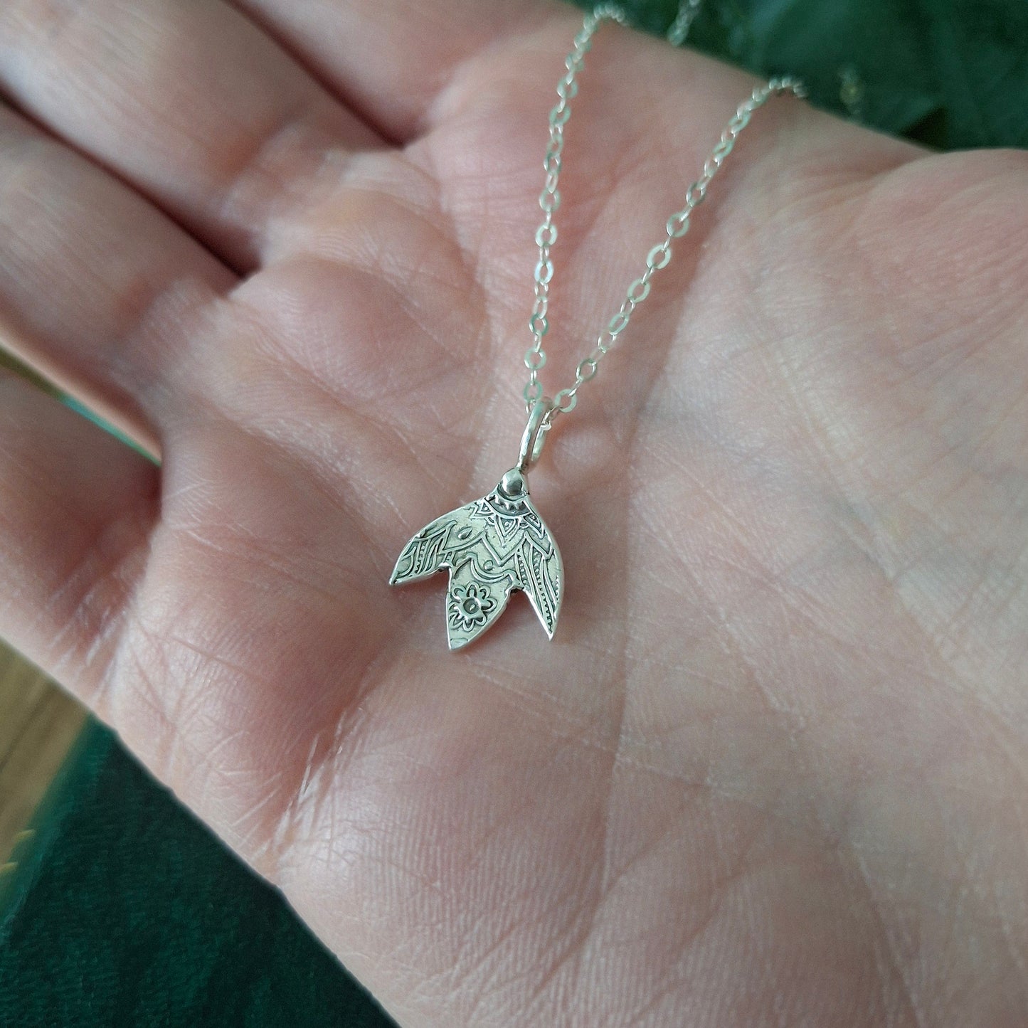 Handmade Mandala Snowdrop Silver Necklace