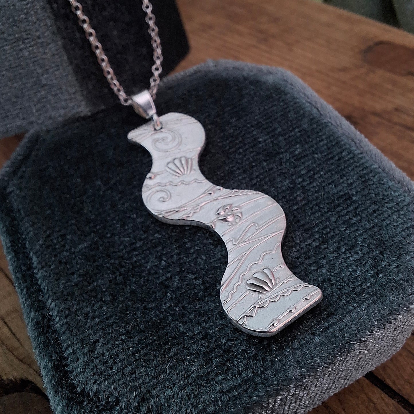 Handmade Wavy Seaside Pendant with Shell Pattern