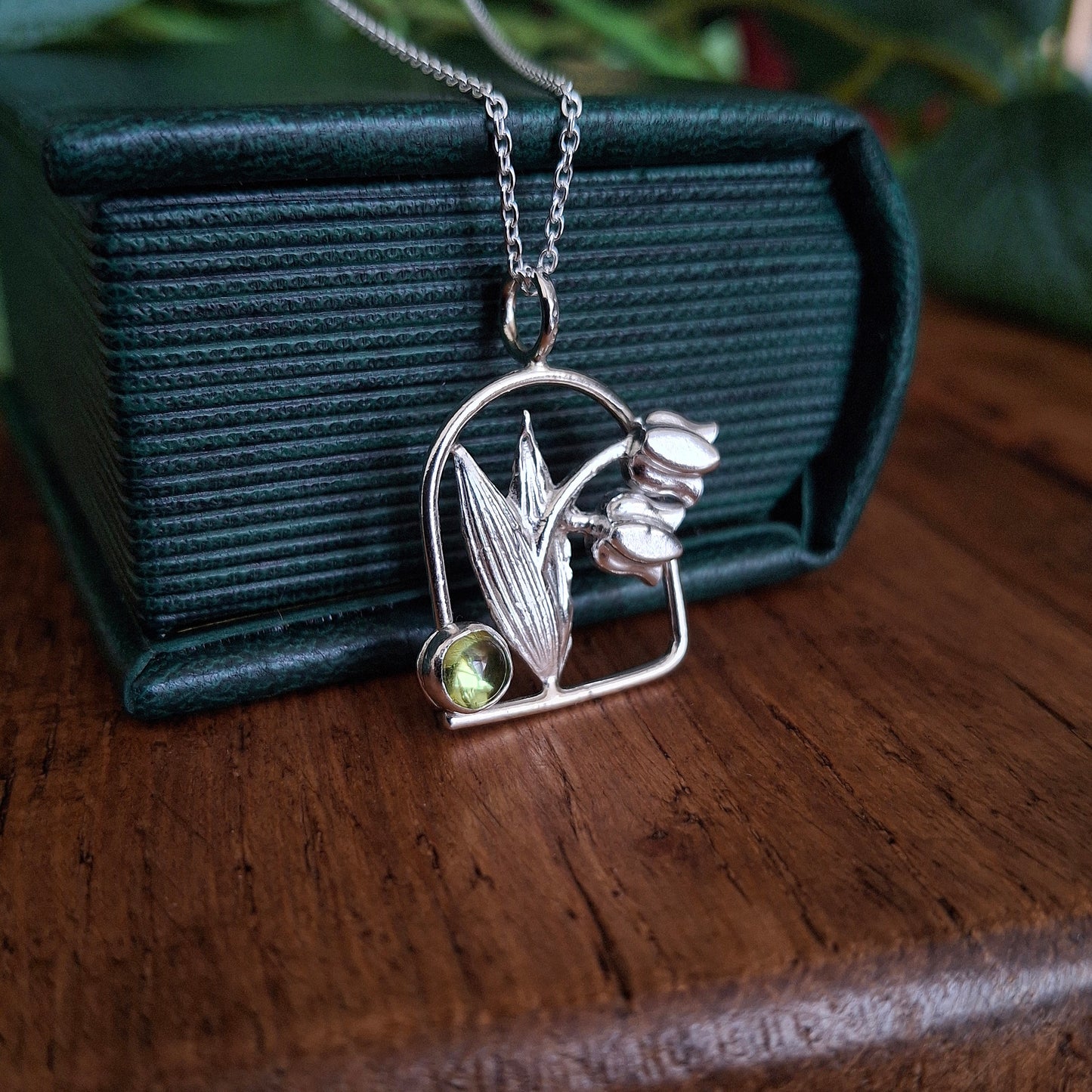 Handmade Lily of the Valley Peridot Arch Necklace