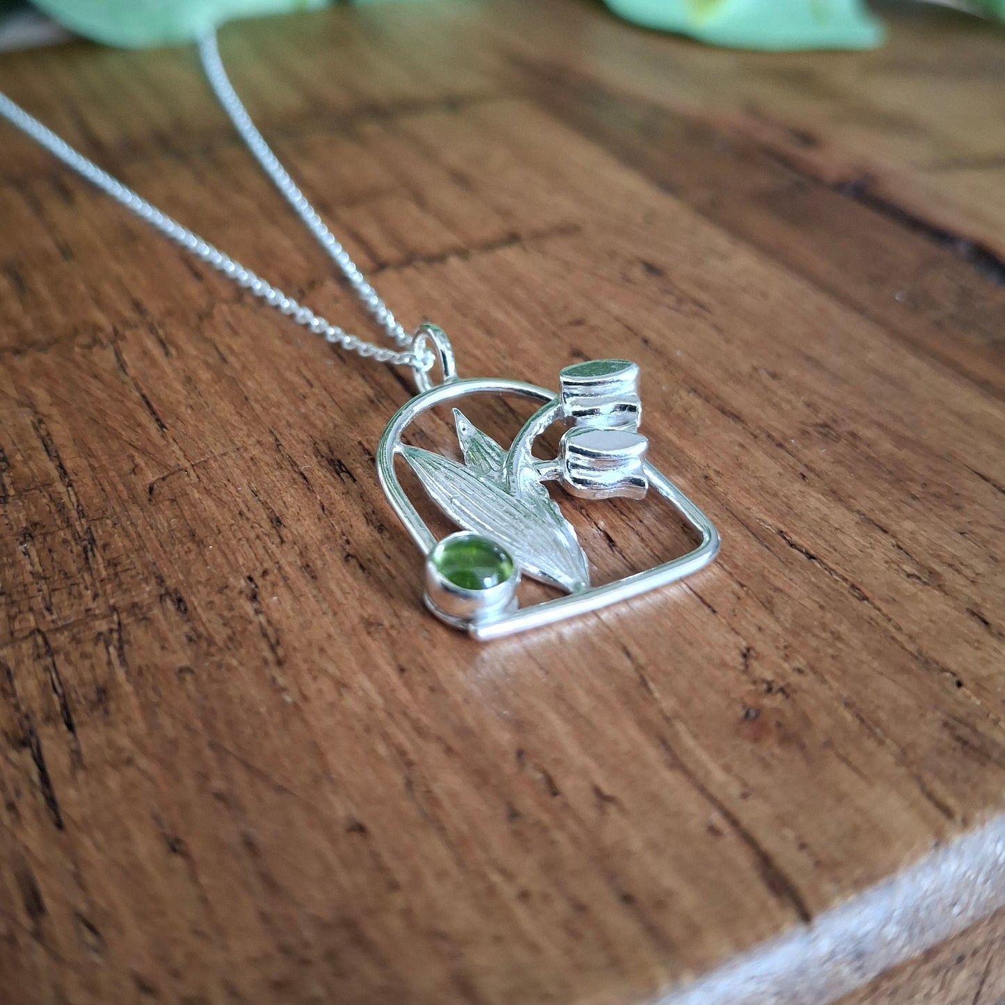 Handmade Lily of the Valley Peridot Arch Necklace