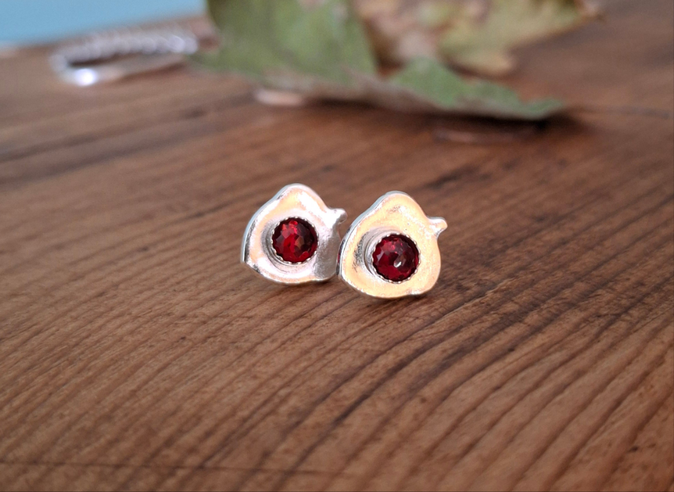 Little Acorns with Garnet Stones - Silver Studs