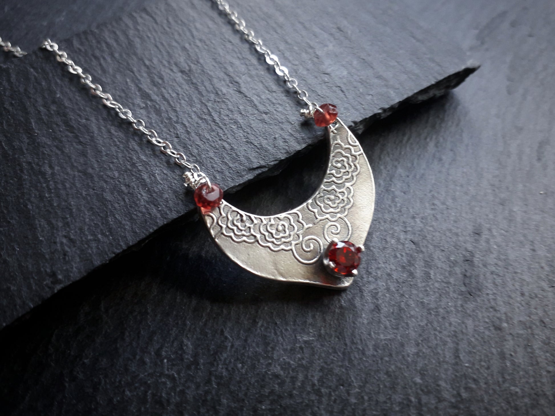 Rose Shield Pendant with Garnet - Irmy Creations