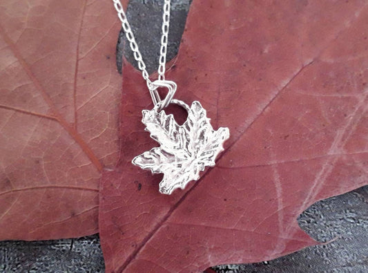 Maple Leaf Necklace - Irmy Creations